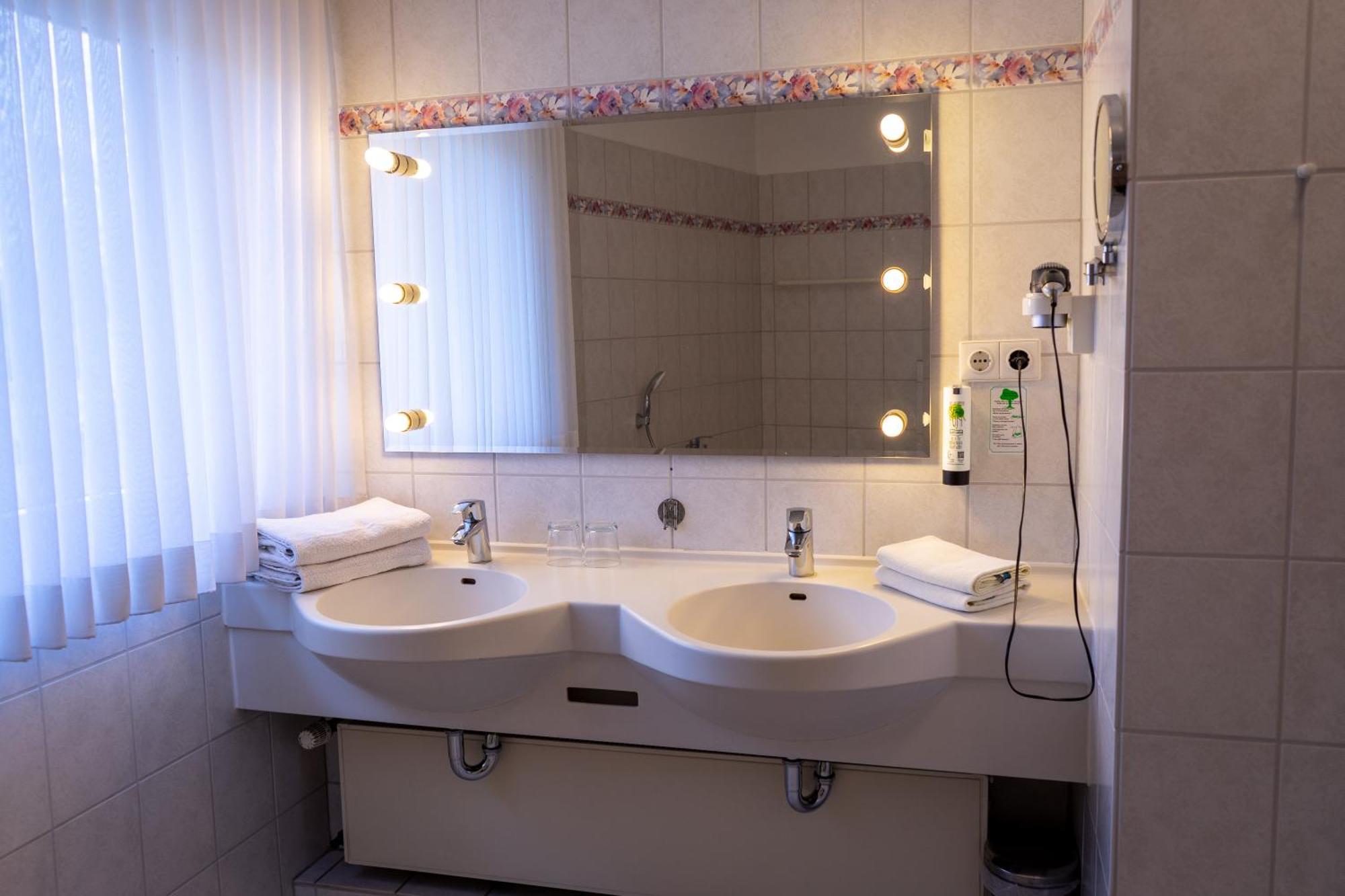 Hotel Klusenhof Λίπσταντ Εξωτερικό φωτογραφία